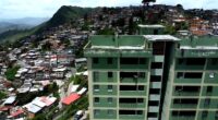 Alcalde Fraija entregó $13.850 en certificados a familias de Res. Cumbre Alta